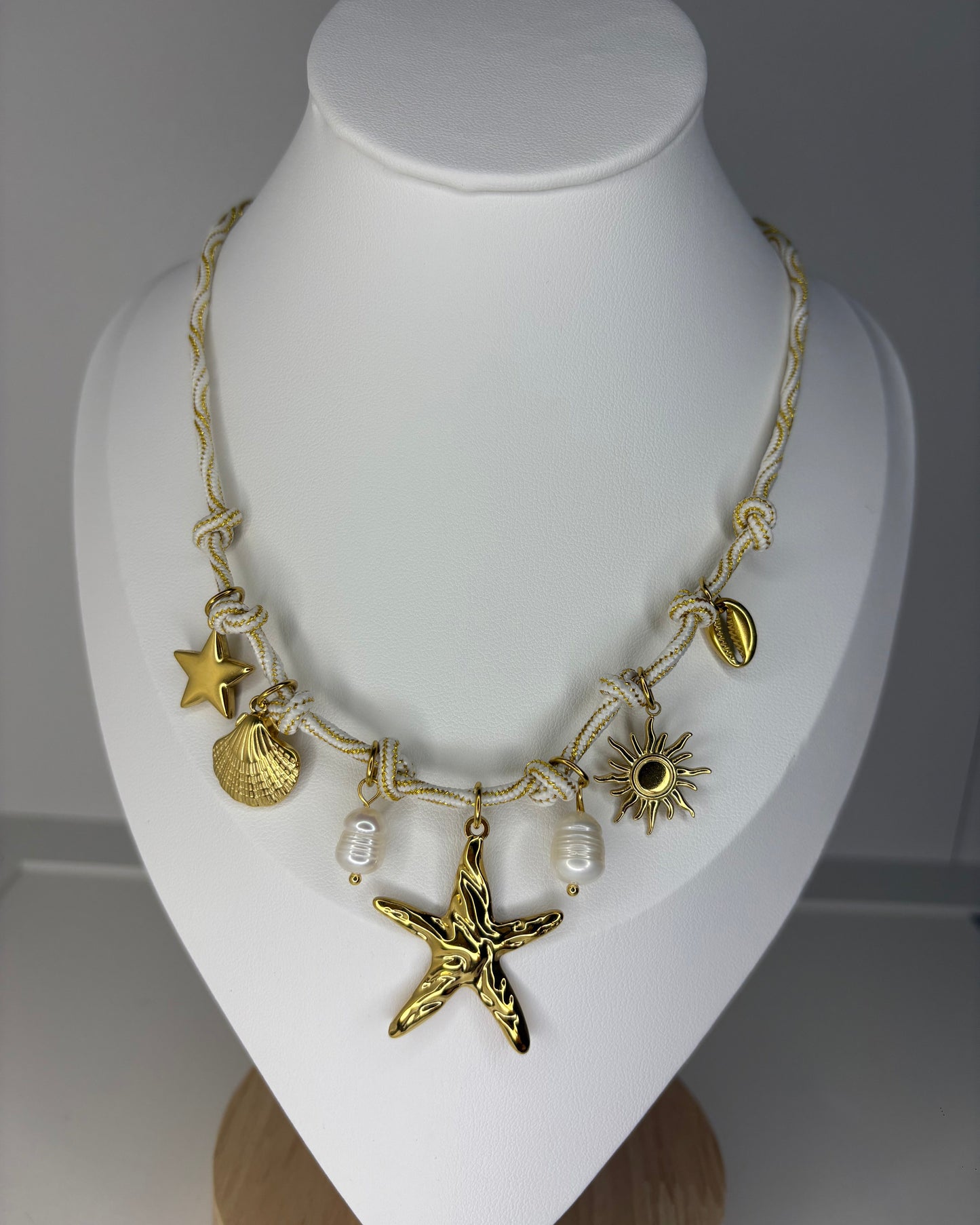 Collier Solera